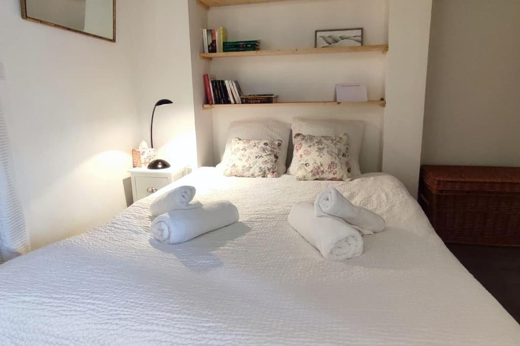 Apartment Studio-heart Of Town-bd Des Pyrenees-quiet